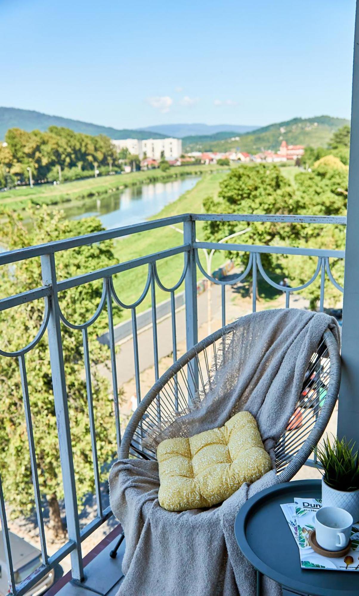 Wonderful Panoramic View Apartment Mukačevo Esterno foto